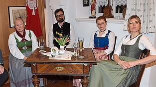 In der Runde diskutierten (von links) Dr. Clemens Knobling, Annamirl Raab, Florian Schwemin, Theresa Burstaller und Julia M&uuml;ller.