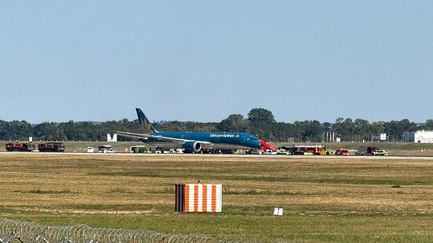 Der Zwischenfall mit einer Boeing der Vietnam Airlines muss untersucht werden.