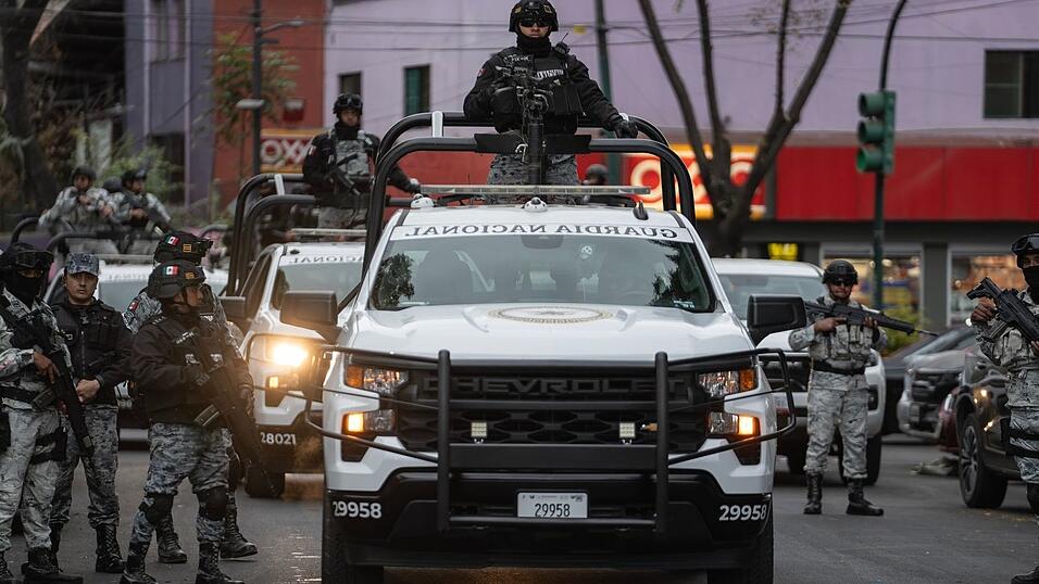 Der get&ouml;tete Drogenboss wurde nach Mexiko-Stadt gebracht.