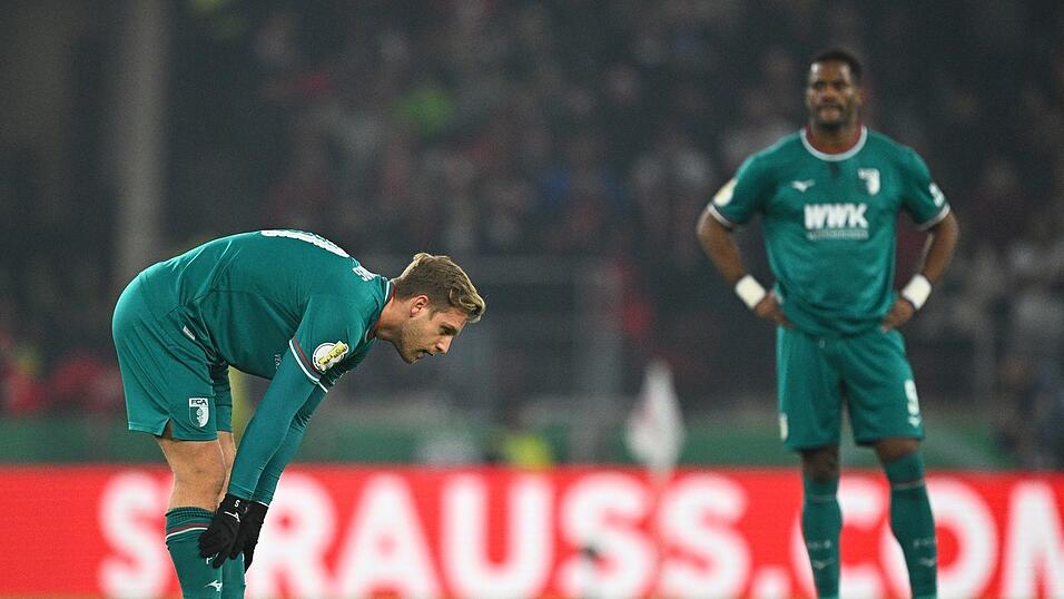 Der FC Augsburg ist aus dem Pokal ausgeschieden.