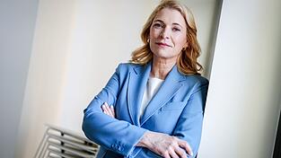 Die Bahnchefin wirbt um Geduld f&uuml;r die grundlegende Sanierung der Schiene. (Archivbild)