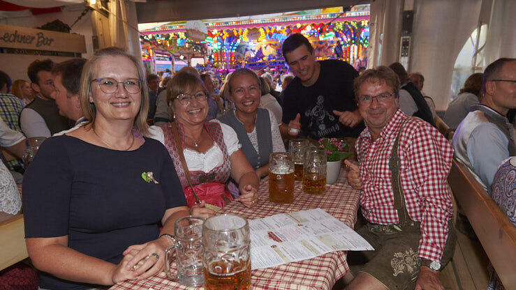 Die Partybilder vom Freitag, 12. August 2022, aus dem Festzelt Lechner.
