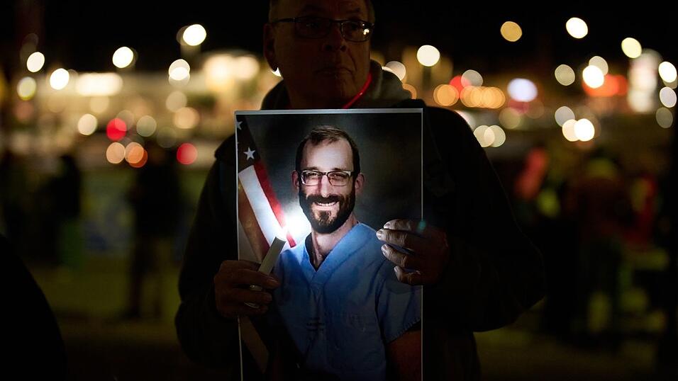 Alex Pretti wurde durch Schüsse von Bundesbeamten getötet. (Archivbild) Alex Pretti wurde durch Schüsse von Bundesbeamten getötet. (Archivbild)