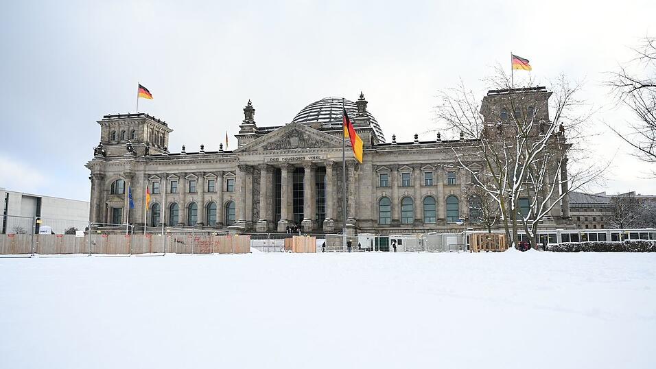 Starker Schneefall sorgte für echtes Wintergefühl in Berlin.