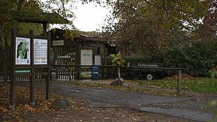 Der Wildpark bleibt nach dem Wolfsangriff auf ein achtjähriges Mädchen vorerst geschlossen. Der Wildpark bleibt nach dem Wolfsangriff auf ein achtjähriges Mädchen vorerst geschlossen.