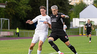 Der TSV Bogen um Moritz Matschoß (weiß) agierte in der Offensive gegen Seebach einmal mehr zu ungefährlich.