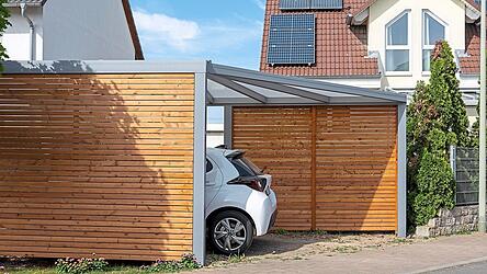 Um ein Carport, das au&szlig;erhalb der Baugrenzen errichten worden ist, entspann sich ein grunds&auml;tzliche Diskussion im Volkenschwander Gemeinderat. (Symbolbild)