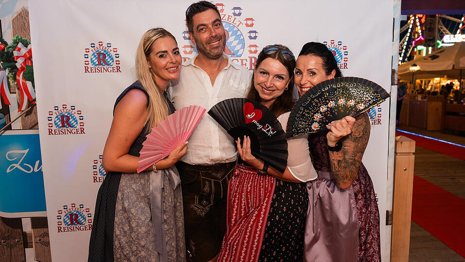 Die Partybilder vom Donnerstag, 17. August 2023, aus dem Festzelt Reisinger. Die Partybilder vom Donnerstag, 17. August 2023, aus dem Festzelt Reisinger.