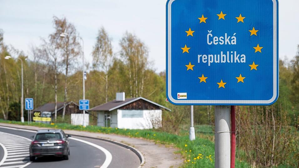 Der Landkreis Wunsiedel im Fichtelgebirge grenzt direkt an Tschechien. (Symbolbild)