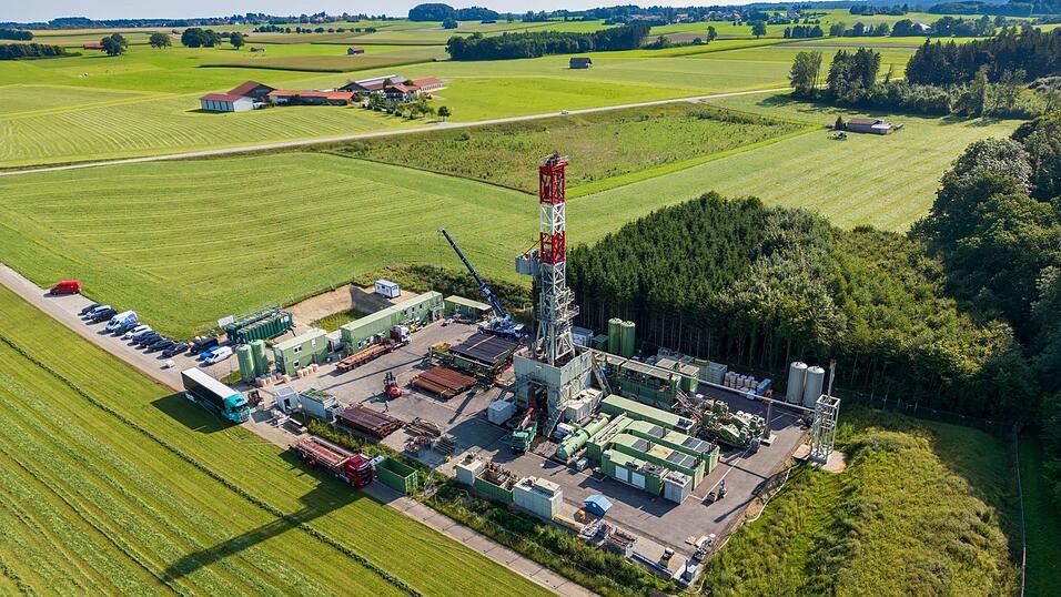 Ob die Probebohrung nach Erdgas in Reichling am Ammersee erfolgreich war, wird derzeit noch im Labor analysiert. In der Gemeinde sorgt die m&ouml;gliche F&ouml;rderung aber weiter f&uuml;r viel Unruhe - dabei geht es auch um die Sorge vor m&ouml;glichen Enteignungen. (Archivbild)