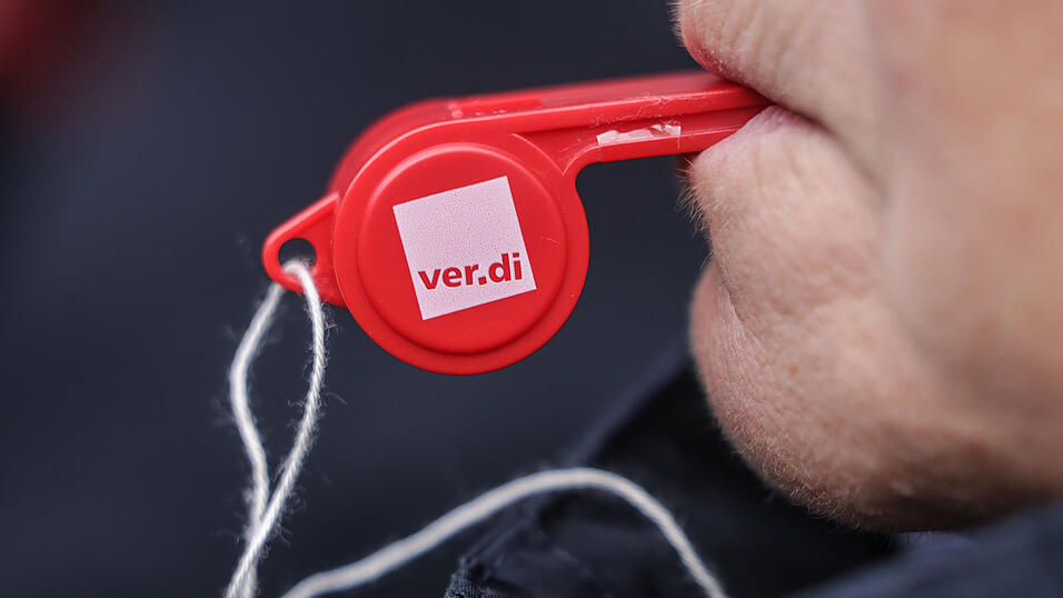 Die Gewerkschaft Verdi ruft zum Streik in Straubing auf. Die Gewerkschaft Verdi ruft zum Streik in Straubing auf.