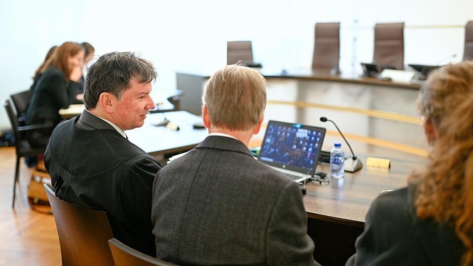 Kläger kritisieren ÖRR: Islam wird bevorzugt, Christentum lächerlich gemacht. Kläger kritisieren ÖRR: Islam wird bevorzugt, Christentum lächerlich gemacht.