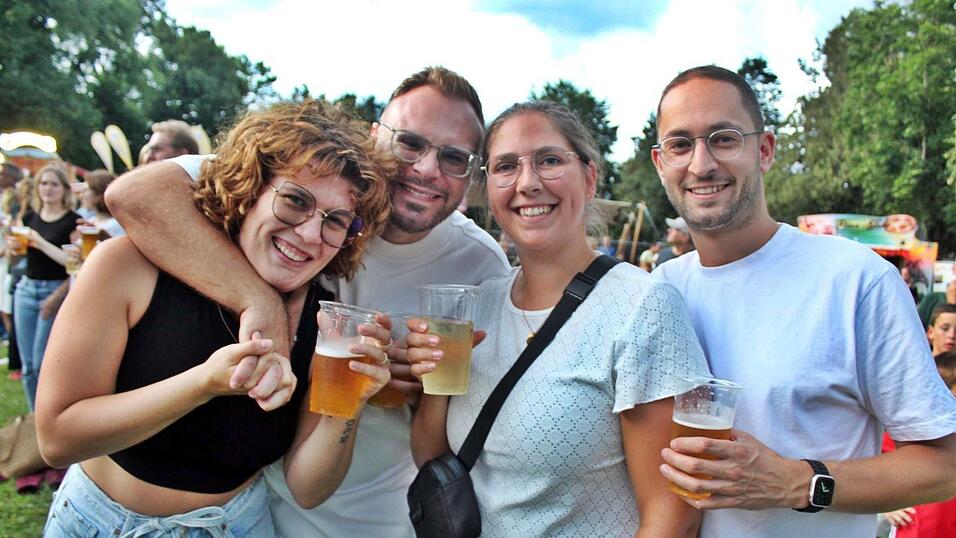 Fotos des&nbsp;ersten Open-Air-Abends auf der Ringelstecherwiese.&nbsp;