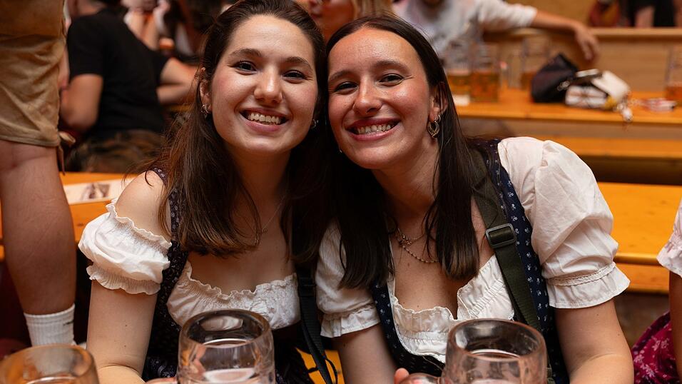 Die Partybilder vom Samstag, 8. August, aus dem Festzelt Reisinger. Die Partybilder vom Samstag, 8. August, aus dem Festzelt Reisinger.