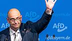 Der Bundestagsabgeordnete Stephan Protschka bleibt Vorsitzender der bayerischen AfD. Der Bundestagsabgeordnete Stephan Protschka bleibt Vorsitzender der bayerischen AfD.