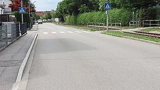 F&uuml;r den Lkw-Verkehr bleibt die Industriestra&szlig;e in der Zeit vom 3. August bis 14. September komplett gesperrt.