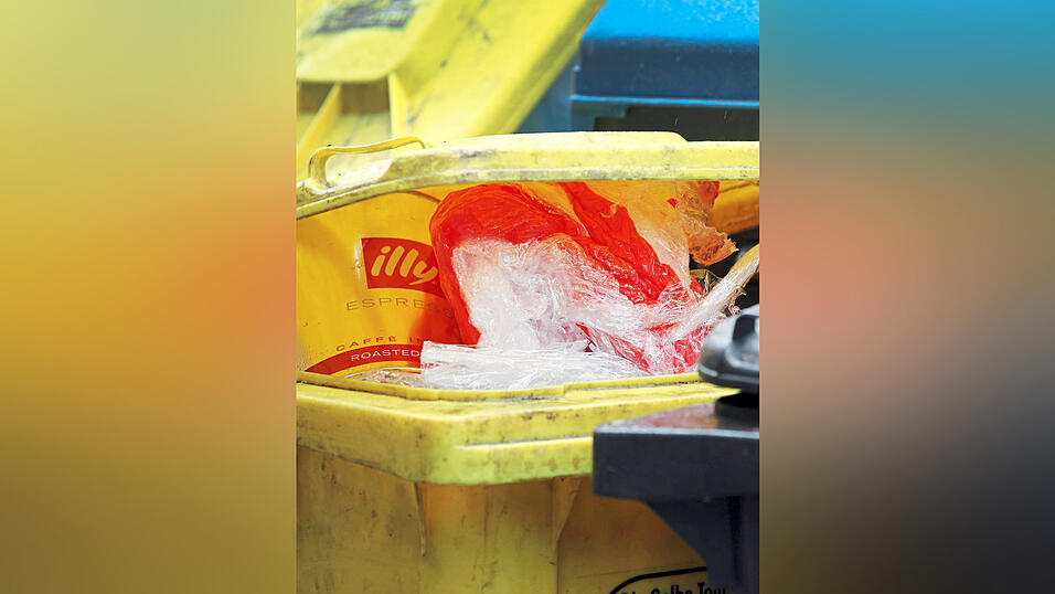 Soll es auch in Straubing eine Gelbe Tonne geben? Im Dezember will der ZAW-SR dazu die 80 000 Haushalte in Stadt und Landkreis befragen.