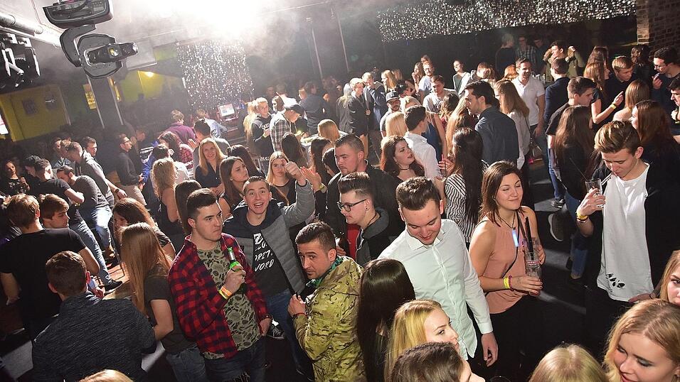 Auch am Samstag, 21. Januar, ging es im Stars Landshut wieder heiß zur Sache. Auch am Samstag, 21. Januar, ging es im Stars Landshut wieder heiß zur Sache.