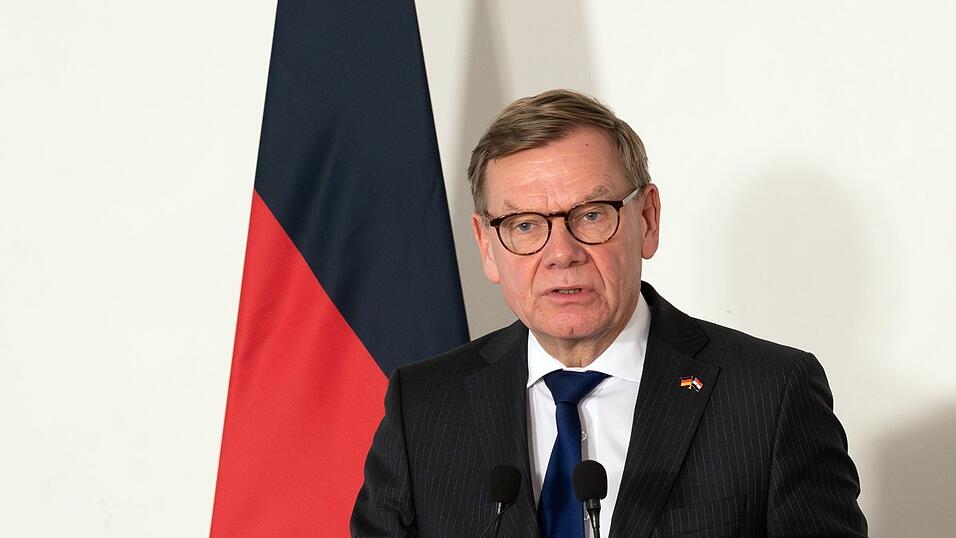 Außenminister Wadephul muss in Ägypten schwierige Gespräche führen.