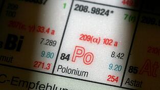 Das Fl&auml;schchen hatten zwei M&auml;nner bei der Ostereiersuche im privaten Vorgarten gefunden und damit die Beh&ouml;rden in Alarmstimmung versetzt. (Symboldbild)