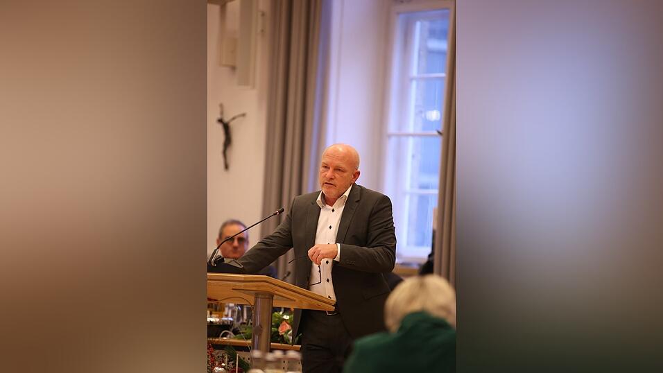 Joachim Wolbergs bei seiner Haushaltsrede im Stadtrat im Dezember 2024. Joachim Wolbergs bei seiner Haushaltsrede im Stadtrat im Dezember 2024.