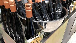 Ein uraltes Kulturgetränk namens Verjus - vom französischen 'vert jus' (grüner Saft) - erlebt derzeit eine kleine Renaissance.