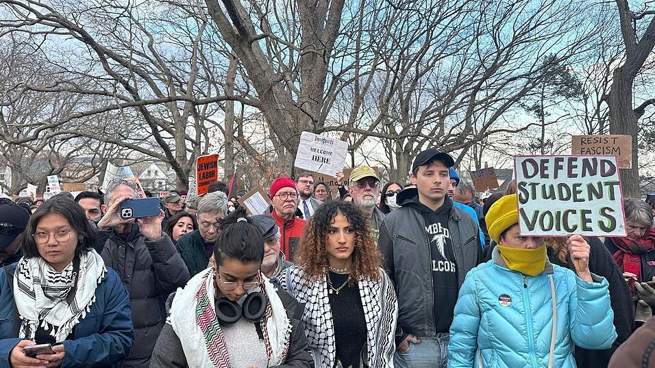 Videoaufnahmen der Festnahme von R&uuml;meysa &Ouml;zt&uuml;rk l&ouml;sten landesweit Emp&ouml;rung aus. (Archivbild)