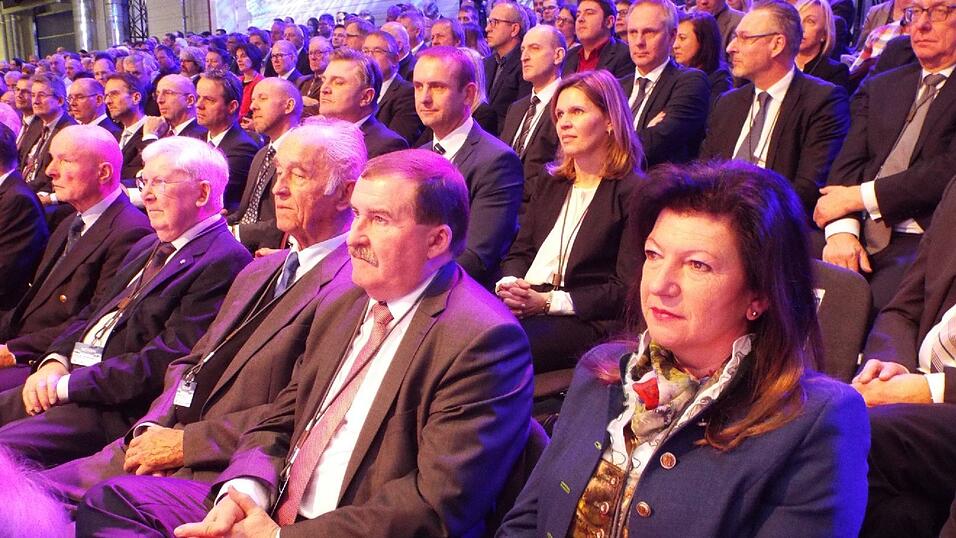 Das gr&ouml;&szlig;te europ&auml;ische BMW-Werk hat heute seinen 50. Geburtstag gefeiert.