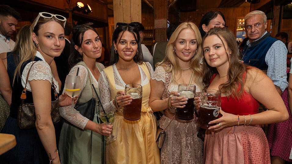 Die Partybilder vom Freitag, 11. August 2023, aus dem Festzelt Weckmann.