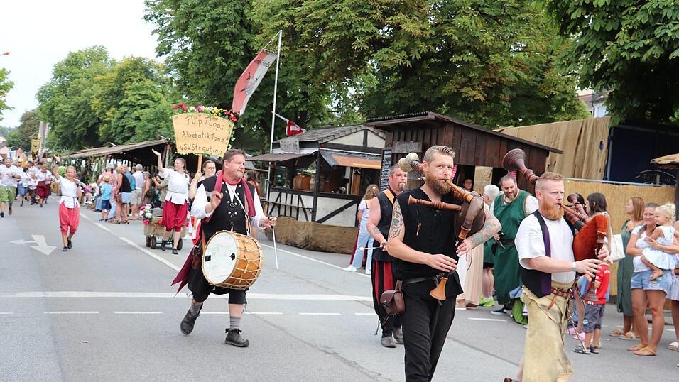 Am Donnerstag halten wieder Musiker, Gaukler und Händler Einzug auf den Stadtplatz.
