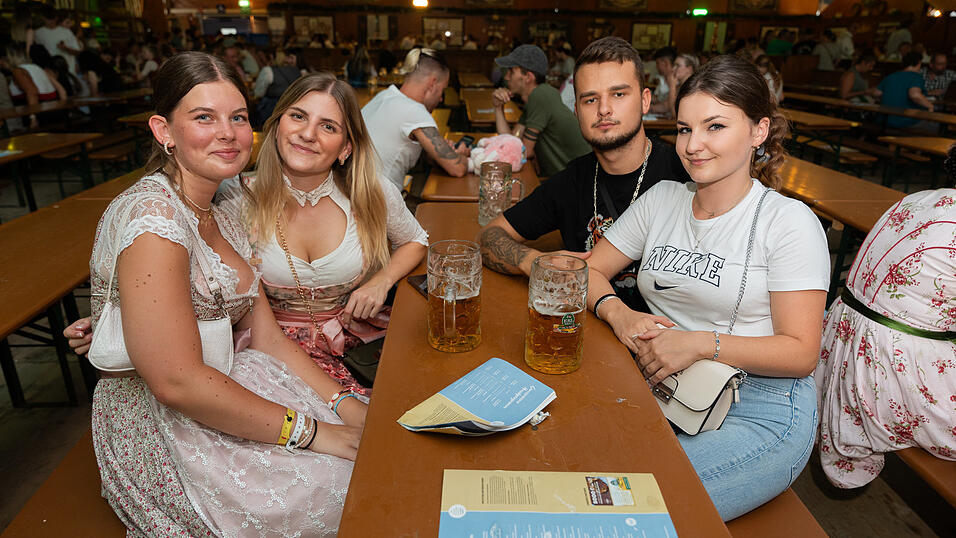 Die Partybilder vom Montag, 21. August 2023, aus dem Festzelt Wenisch. Die Partybilder vom Montag, 21. August 2023, aus dem Festzelt Wenisch.