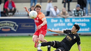 F&uuml;r die SpVgg Hankofen um Simon Pichlmeier wird es im Kampf um den Klassenerhalt - bei nun vier Punkten R&uuml;ckstand auf den Relegationsrang - immer enger.