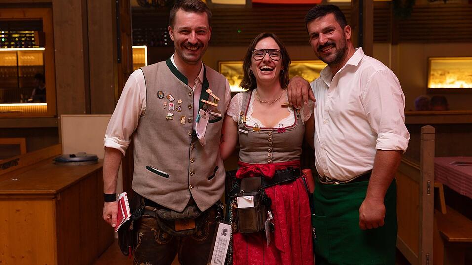 Die Partybilder vom Montag, 10. August, aus dem Festzelt Krönner. Die Partybilder vom Montag, 10. August, aus dem Festzelt Krönner.