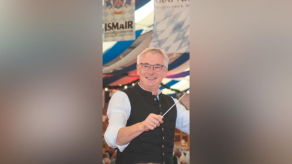 'Dirigent' Landrat Werner Bumeder. 'Dirigent' Landrat Werner Bumeder.