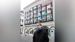 Tobias Maurer hat sich seine Leidenschaft für den Adventskalender bewahrt. Tobias Maurer hat sich seine Leidenschaft für den Adventskalender bewahrt.