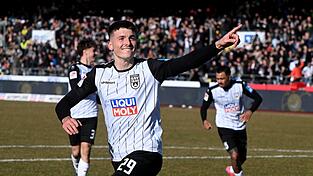 Einen Viererpack f&uuml;r den SSV Ulm erzielte St&uuml;rmer Semir Telalovic.