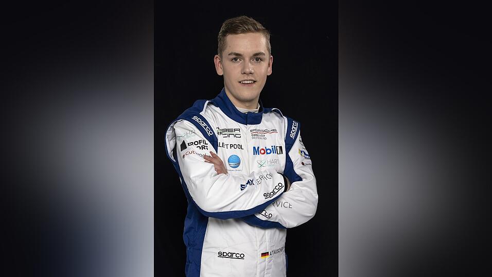 W&uuml;rden Sie diesem jungen Mann Ihren Porsche anvertrauen? K&ouml;nnen Sie beruhigt tun: Alex Tauscher (20) aus Mitterfels kann sicher besser damit umgehen als die meisten Hoppy-Piloten.