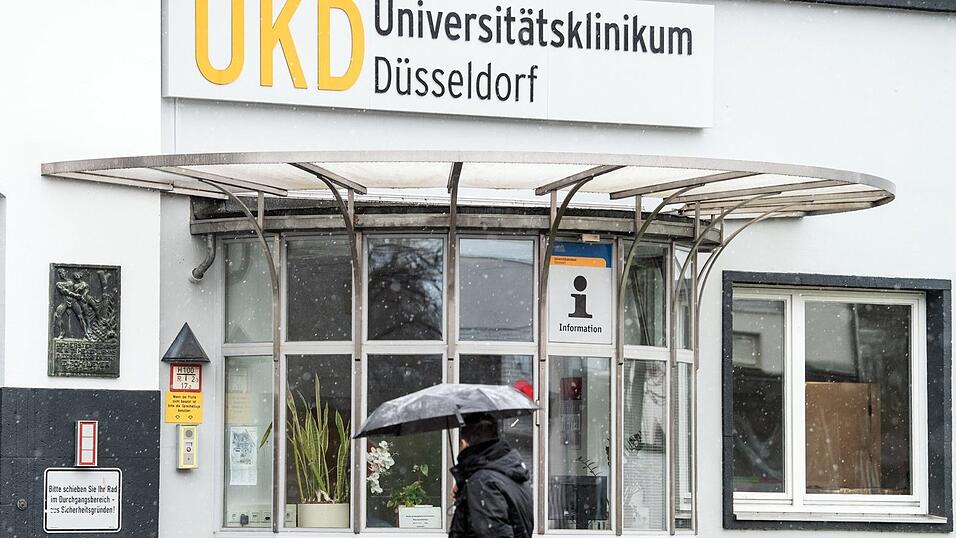 Erstmals ist auch ein Patient in NRW nachweislich an dem neuartigen Coronavirus erkrankt und wird in der Universitätsklinik der Landeshauptstadt behandelt. Erstmals ist auch ein Patient in NRW nachweislich an dem neuartigen Coronavirus erkrankt und wird in der Universitätsklinik der Landeshauptstadt behandelt.