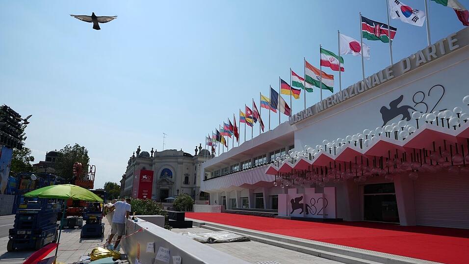 Ein Blick auf das Hauptkino der Filmfestspiele von Venedig auf dem Lido.
