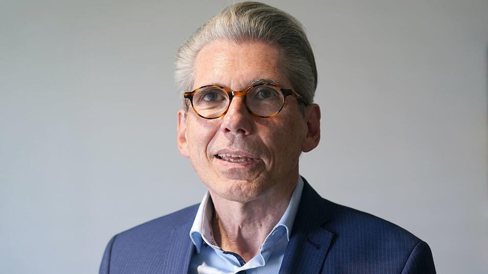 DAK-Chef Andreas Storm fordert Anstrengungen, um die Jugendlichen zu sch&uuml;tzen. (Archivfoto)