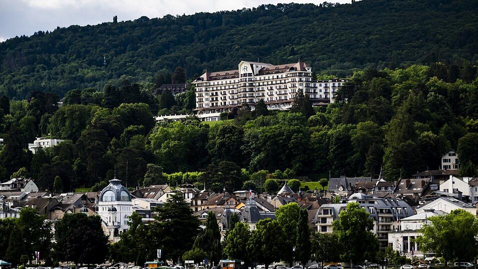 Das Royal Hotel im Kurort &Eacute;vian-les-Bains soll die Staatsoberh&auml;upter w&auml;hrend des G7-Gipfels beherbergen.