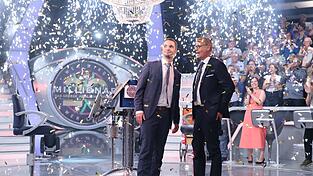 Auch die Fragen der Gewinner, wie die von Jan Stroh, sind bei 'Wer wird Millionär? Training' abrufbar. Auch die Fragen der Gewinner, wie die von Jan Stroh, sind bei 'Wer wird Millionär? Training' abrufbar.