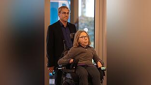 Angespannt wartet Wiebke Richter am Sonntagabend auf die Landtagswahlergebnisse. Angespannt wartet Wiebke Richter am Sonntagabend auf die Landtagswahlergebnisse.