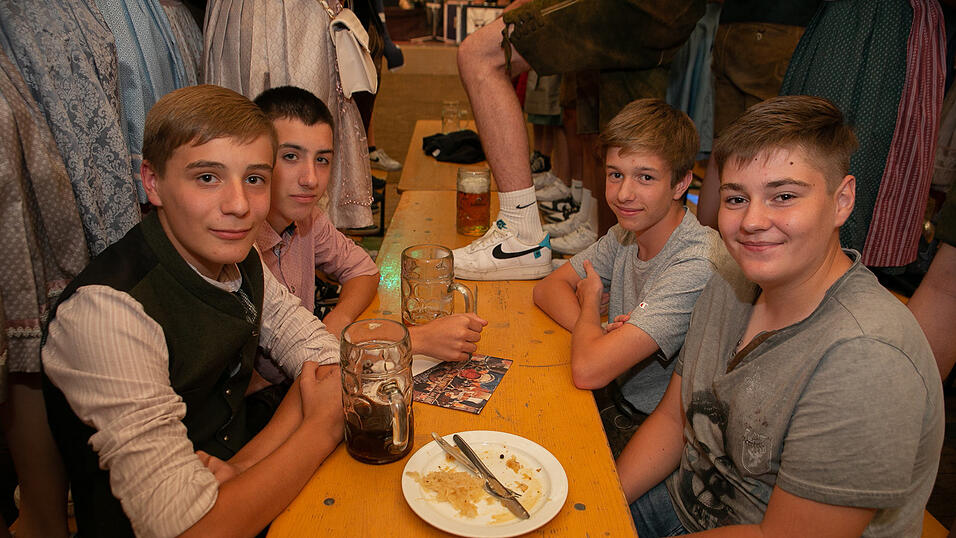 Die Partybilder vom Montag, 22. August 2022, aus dem Festzelt Nothaft.