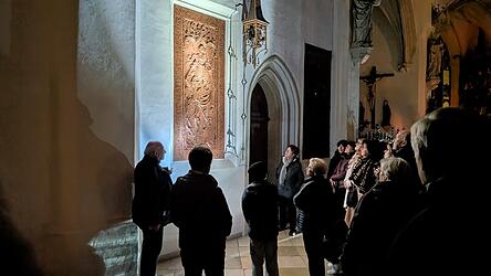 Etwa 150 Besucher wollten den Vorabend von Allerheiligen auf ungewöche Weise erleben.