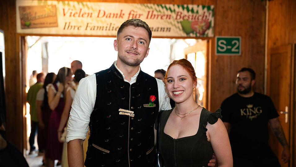 Die Partybilder vom Samstag, 15. August, aus dem Festzelt Weckmann. Die Partybilder vom Samstag, 15. August, aus dem Festzelt Weckmann.