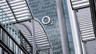 Blick auf die M&uuml;nchner Konzernzentrale von Telef&oacute;nica Deutschland.