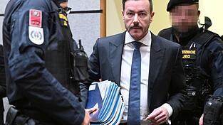 Nach einem ersten Urteil kommt ein neuer Prozess auf den Ex-Milliardär René Benko zu.