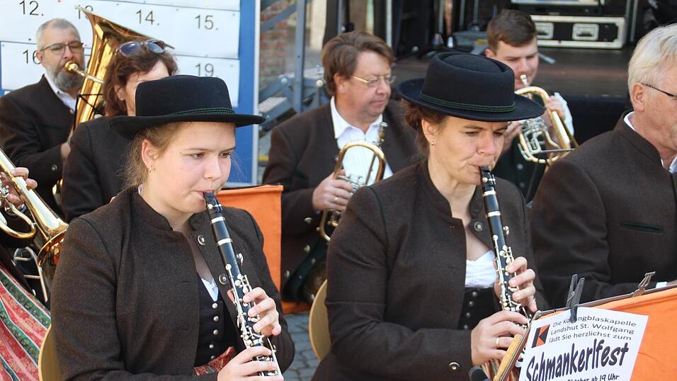 Viele Zuschauer waren beim Landshuter Entenrennen.