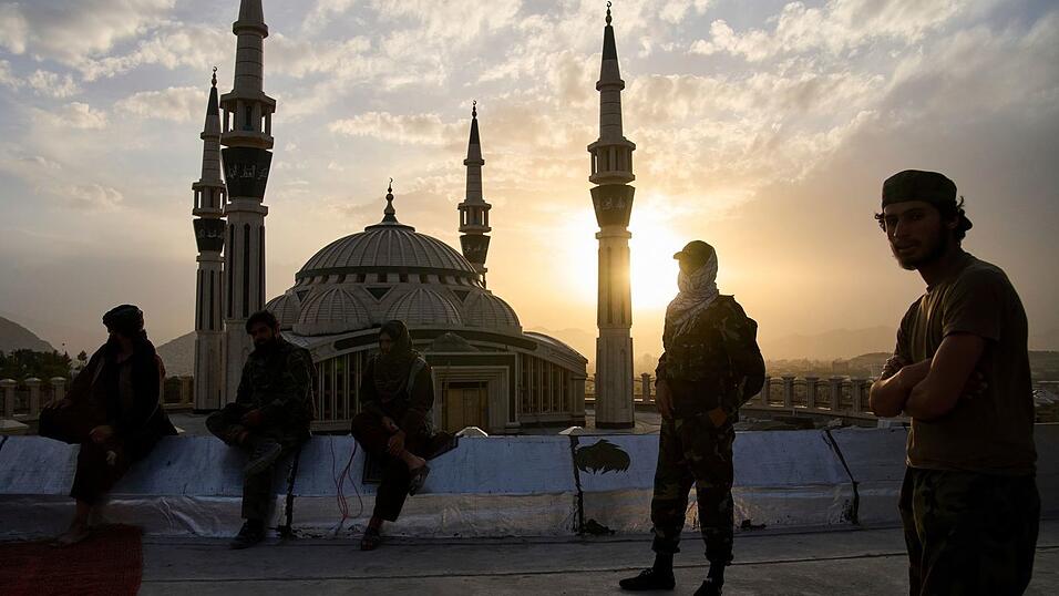 In Kabul waren nach Gefechten mit Pakistan Explosionen und Flugzeuggeräusche zu hören. (Symbolbild) In Kabul waren nach Gefechten mit Pakistan Explosionen und Flugzeuggeräusche zu hören. (Symbolbild)